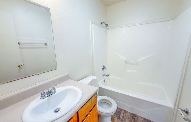 1 bed, 1 bath, 480 sqft, $600