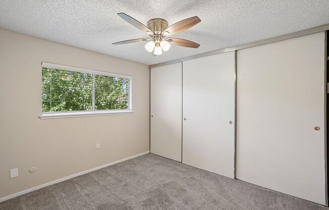 2 beds, 1 bath, 850 sqft, $1,600, Unit 4554