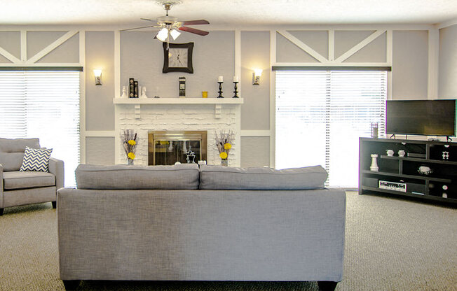 Clubroom With Smart Tv And Fireplace at Lake Camelot Apartments, Indianapolis, 46268