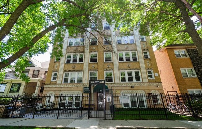 1 bed, 1 bath, 446 sqft, $1,795, Unit 402