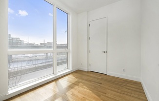 2 beds, 1 bath, $4,579, Unit 3B