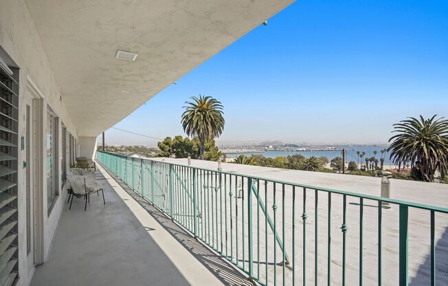 3811 Bluff