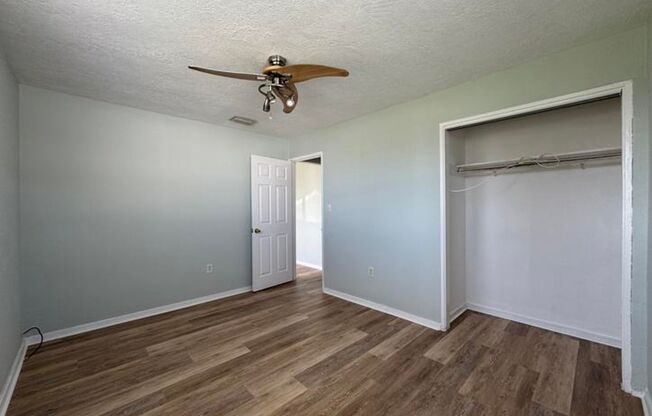 2 beds, 1 bath, $2,000