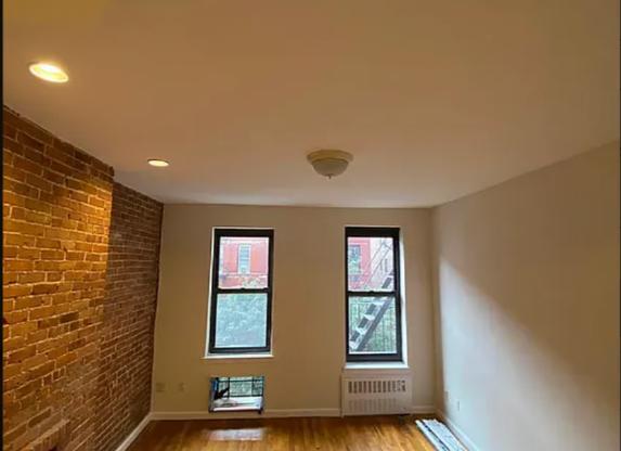 534 E 83 ST