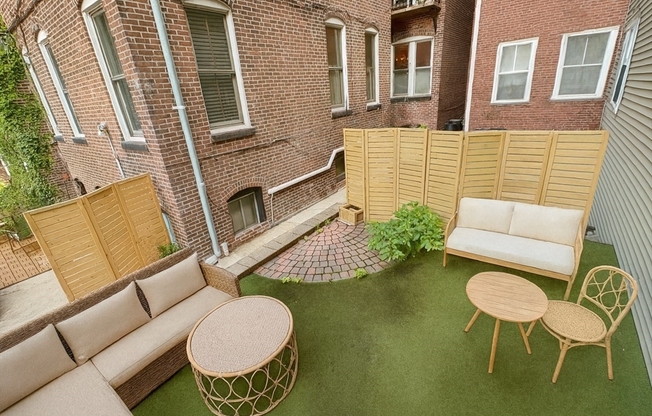 33 WINTHROP ST