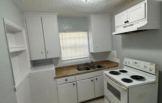 310/312 Acosta St
