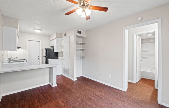 1 bed, 1 bath, 525 sqft, $1,149, Unit 108