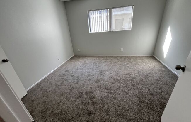 2 beds, 2 baths, 900 sqft, $2,148, Unit 227