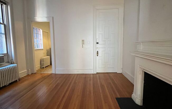 1 bed, 1 bath, 600 sqft, $1,550, Unit #6