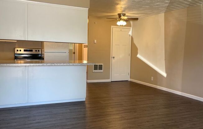 1 bed, 1 bath, 720 sqft, $1,150, Unit SC847