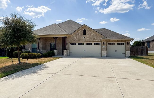 Stunning Home in Belton- Three Creeks Community