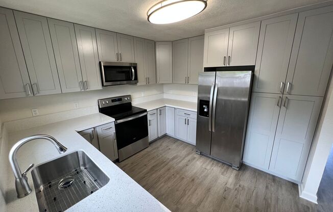 Charming 3 bedroom home in Manoa for $4,300.00/mo