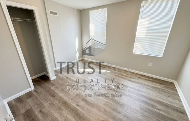 3 beds, 1 bath, 895 sqft, $1,350