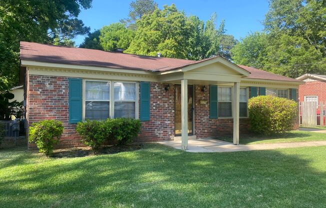 3-Bedroom  cutie ! APPLY today at All3Realty.com