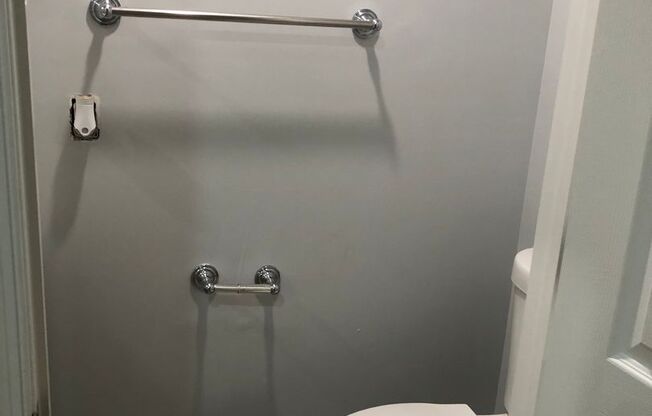 Charming row home in Baltimore City!