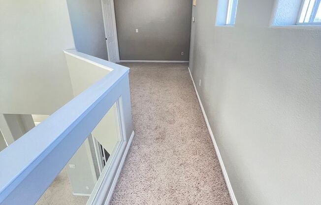 3 beds, 2.5 baths, $3,300
