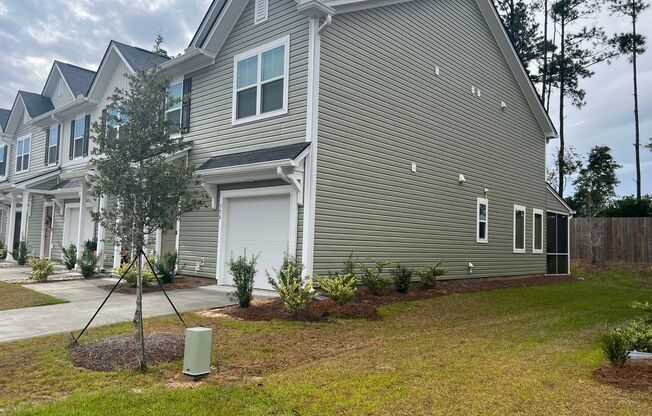 3 bed, 2.5 bath townhome in Pooler