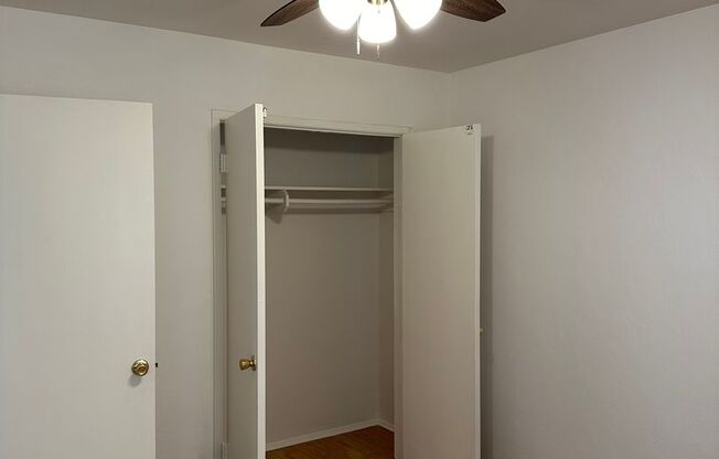 2 beds, 1 bath, $2,250, Unit 3