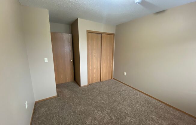 Quail Hollow Townhomes