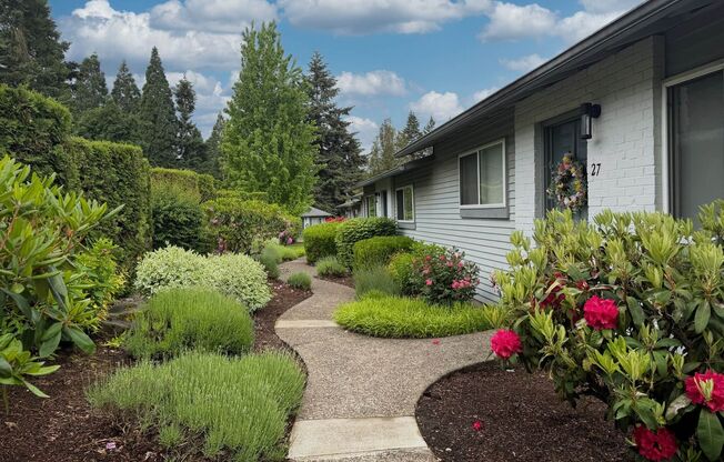 Pleasant Square Apartments