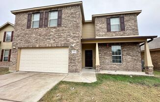 5 beds, 3 baths, $2,400