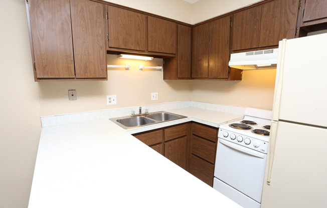 1 bed, 1 bath, 550 sqft, $610, Unit 1022