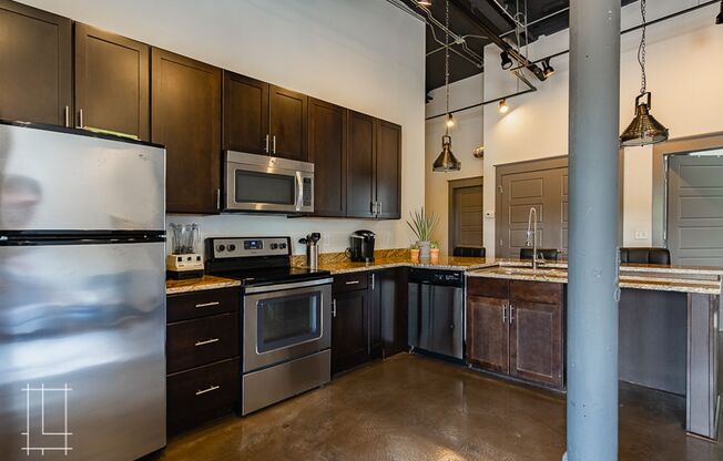 1 bed, 1 bath, $1,650, Unit 727 N. 4th St. Apt. 130
