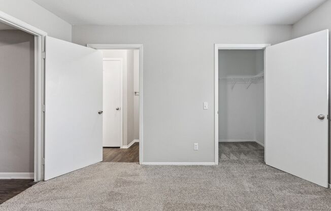 1 bed, 1 bath, 729 sqft, $950