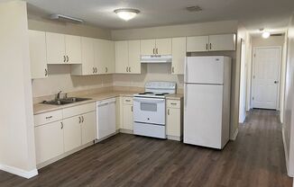 3 beds, 1 bath, $1,495