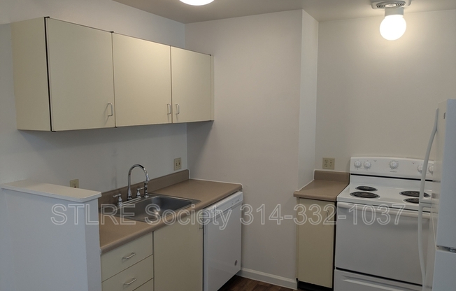 3308 SHENANDOAH AVE