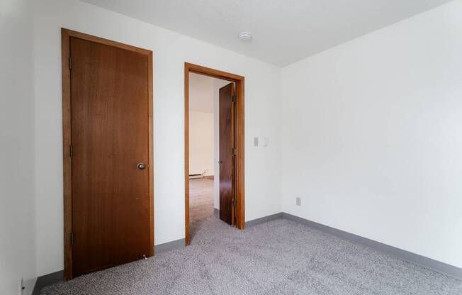 Carpeted Bedroom at Bristol Ridge, Urbandale