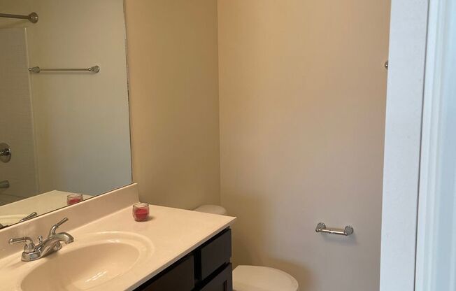 2 beds, 2.5 baths, 1,130 sqft, $1,800, Unit 3317