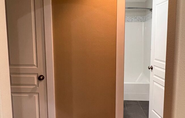 Private location in Crossroad Neighborhood!