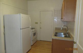 2 beds, 1 bath, $1,100, Unit 903 #3