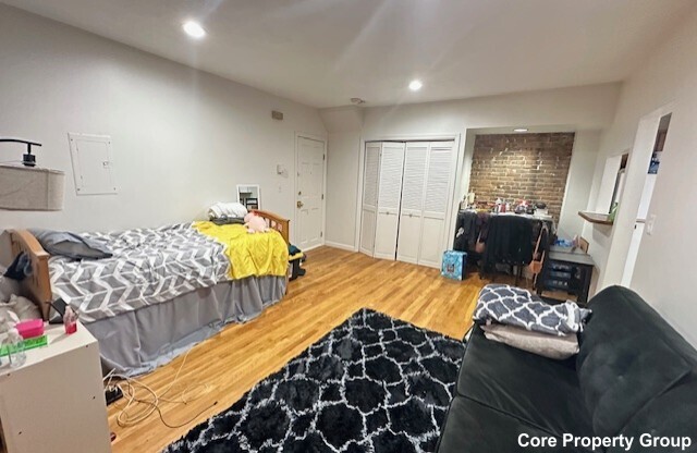 17 GREENOUGH