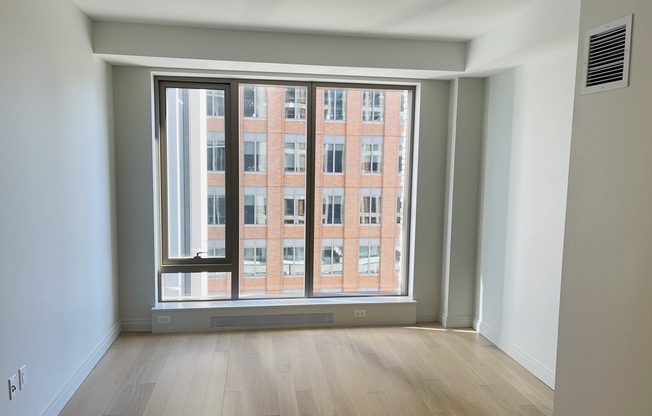 Studio, 1 bath, 531 sqft, $4,100, Unit 910