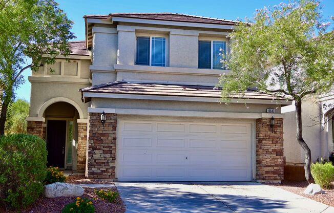 Beautiful 2-story Home in Providence!