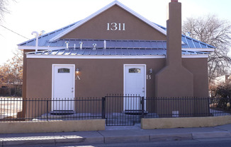 NEWLY REMODELED 1 BED 1 BATH Coming Soon!!