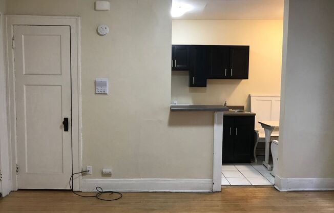 Studio, 1 bath, $875