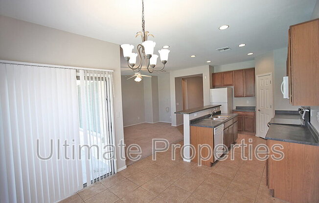 4715 S 99 DR