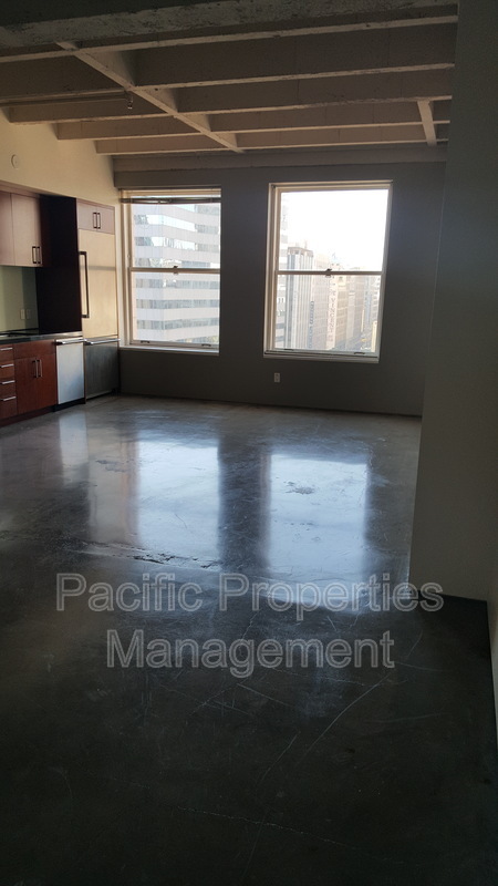 Studio, 1 bath, 755 sqft, $1,957