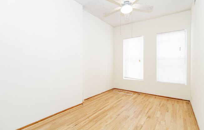 2 beds, 1.5 baths, 1,140 sqft, $4,200, Unit 2521-B3