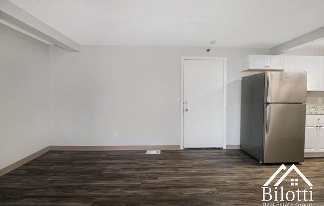 2 beds, 1 bath, 750 sqft, $1,650, Unit 107