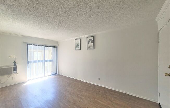 Studio, 1 bath, 600 sqft, $1,950, Unit Unit 104