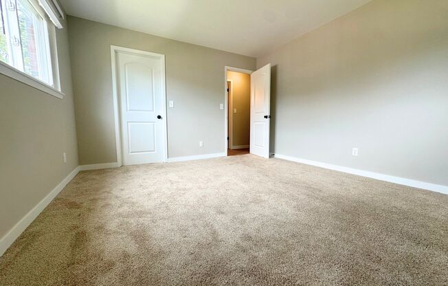 Cedar Plaza Apartments