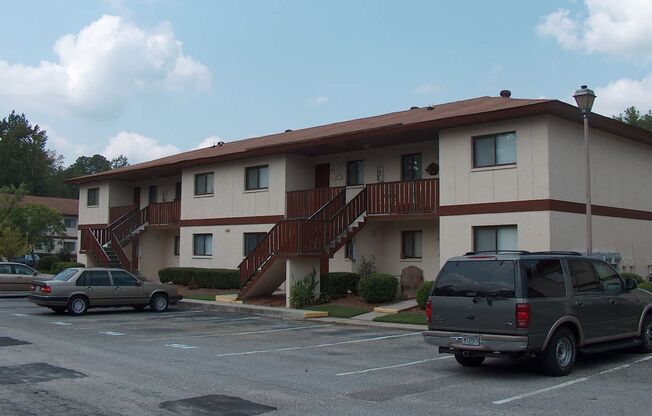UPDATED CONDOMINIUM MOVE IN READY