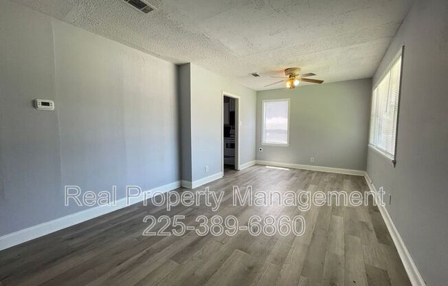 6822 MERRYDALE AVE