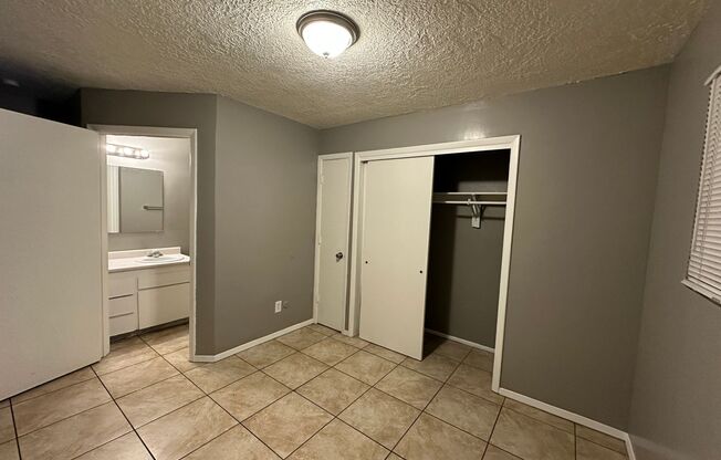 433 Louisiana Blvd SE