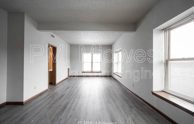 2 beds, 2 baths, 1,525 sqft, $1,199, Unit 1a