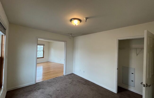 1 bed, 1 bath, 660 sqft, $1,300, Unit Apt 201